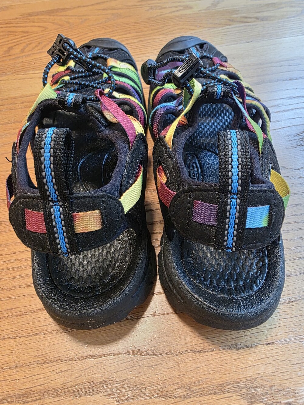 KEEN Whisper Women's 9.5 Sandals Original Tie Dye Rainbow Waterproof 1025038 - Picture 13 of 17